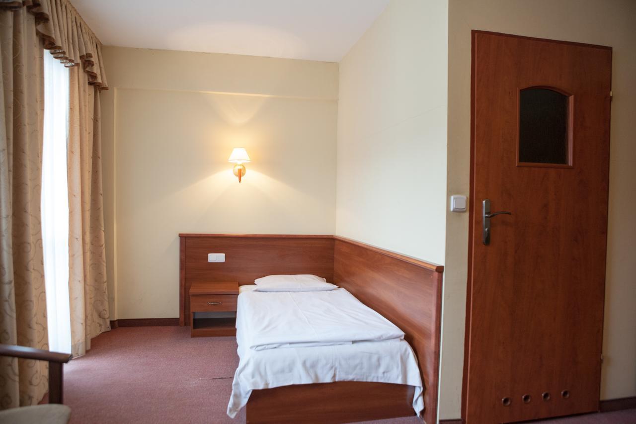 Hotel Przedwiosnie Maslow  Eksteriør bilde